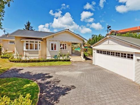 4 Maleme Avenue, Belmont