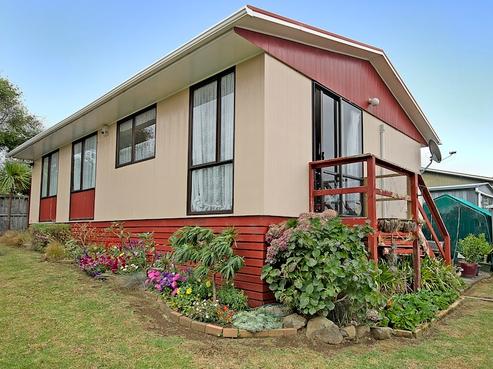5/133 Queen Street, Waiuku
