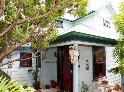8 Roslyn Road, Napier Hill