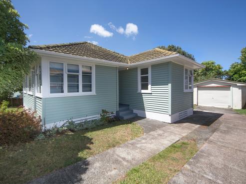 27 Vanguard Road, Kelston