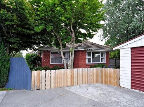130 Avonhead Road, Avonhead
