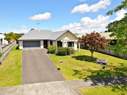 22 Montrose Crescent, Huntington