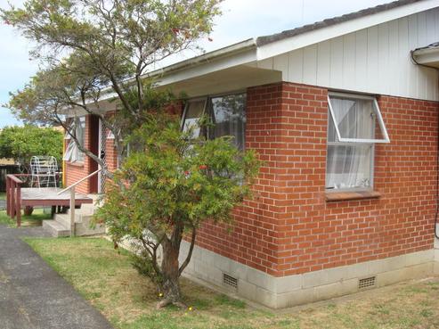 4/36 Parr Road South, Point Chevalier