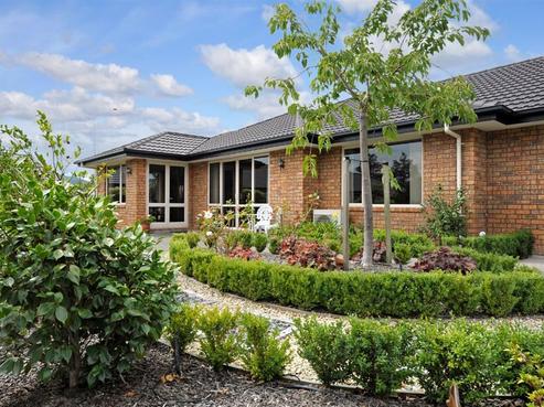 32 Standish Place, Stoke