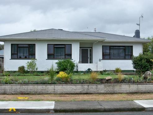 703 Maitland Crescent, Mayfair