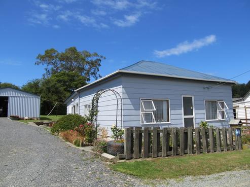 104 Salcombe Street, Kaitangata