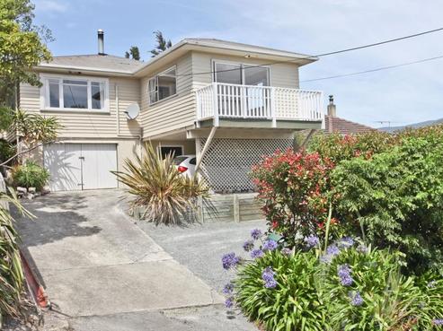 61 Russell Street, Stepneyville