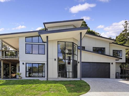 43 Jonkers Road, Waitakere