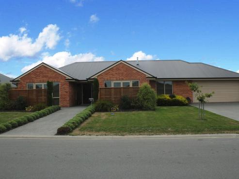 18 Overbury Crescent, Rolleston