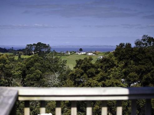 1133A Whangaparaoa Road, Tindalls Beach