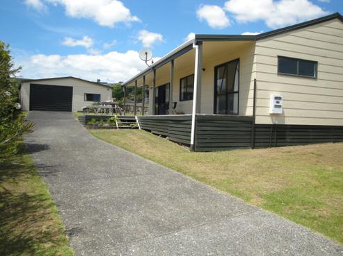 212 The Drive, Whangamata