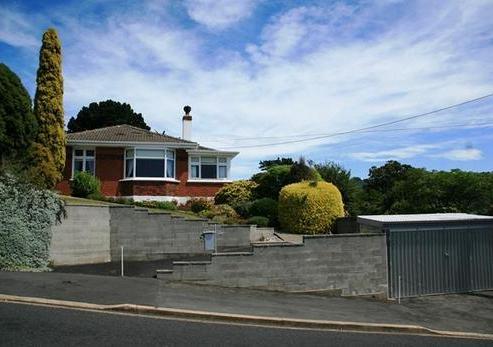30 District Road, Roseneath