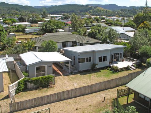 209B The Square, Whangamata