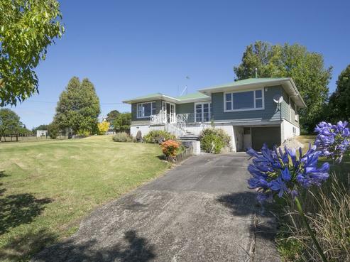 631 State Highway 16, Kumeu