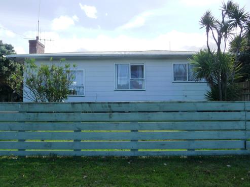 18 Hood Street, Castlecliff