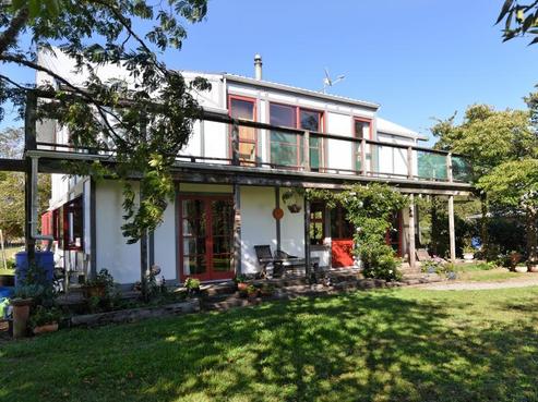 12 Fairfield Street, Brightwater
