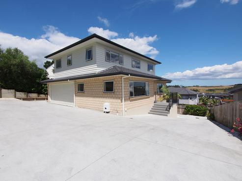 13 Deele Close, Pinehill
