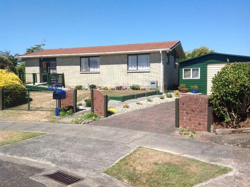 8 Te Whena Place, Waitara
