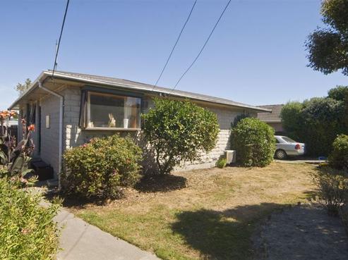 37 Maces Road, Bromley
