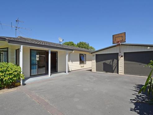 31 Memphis Grove, Totara Park