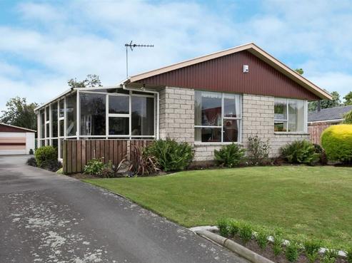 62 Warren Crescent, Hillmorton