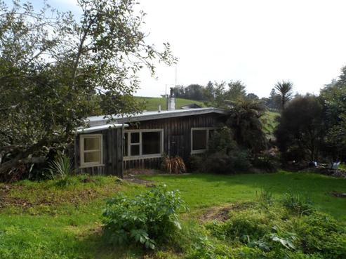 22 County Road, Paeroa