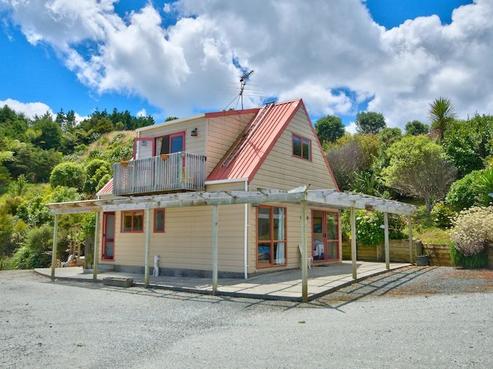 205 Rodney Road, Whangateau