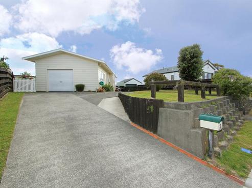 2 Lindis Close, Kelson