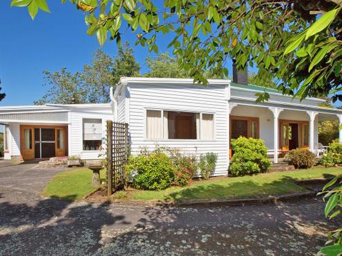 496 Upper Pitone Road, Oakura