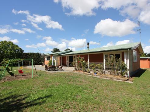 156 Kerrs Road, Burnham