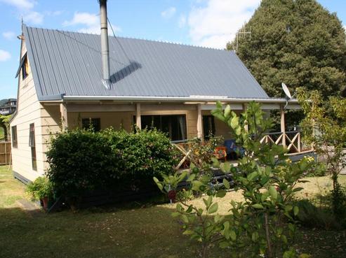 9 Marlin Place, Whiritoa