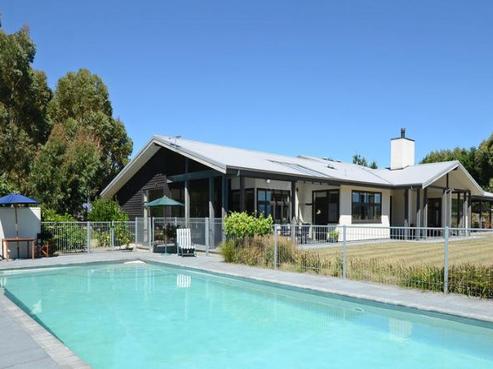 105 Oxford Street, Martinborough