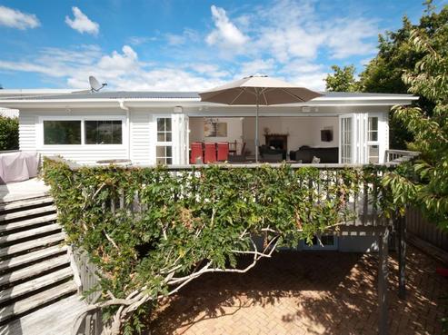467 East Coast Road, Murrays Bay