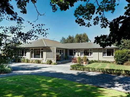 127 Midhurst Road, Darfield
