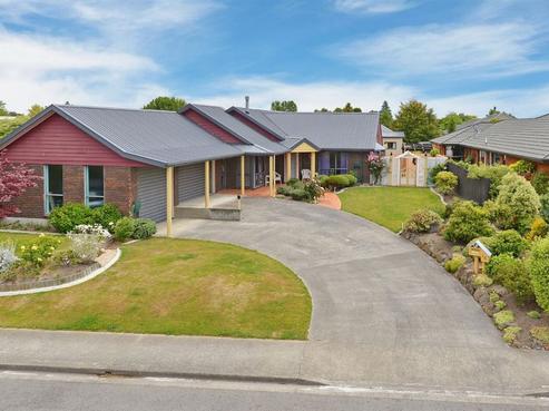15 Carmana Gardens, Rangiora