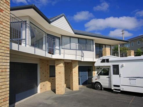3 Dorchester Place, Orewa