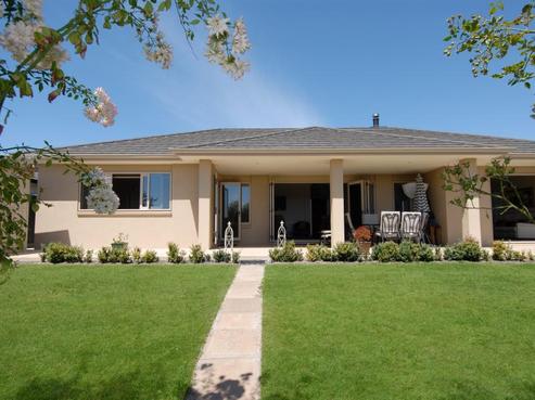 15 Karoola Place, Havelock North
