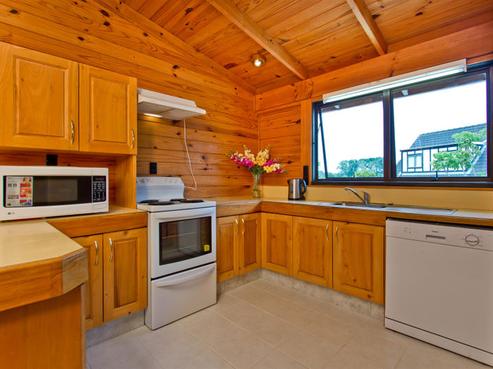 18 Curacao Place, Half Moon Bay