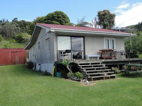 299 Opoutere Road, Opoutere