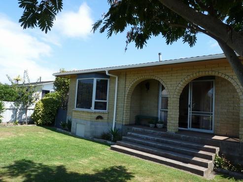 5 Aratapu Street, Waitara