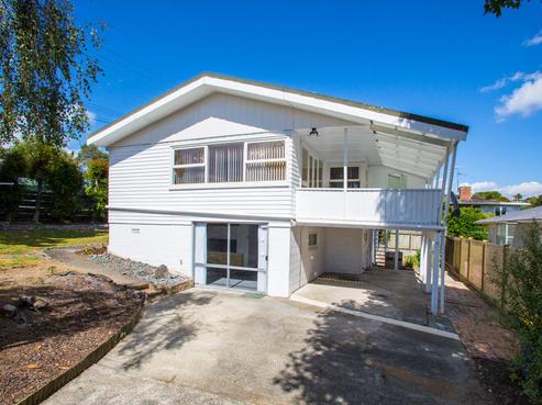 58 Pupuke Road, Hillcrest