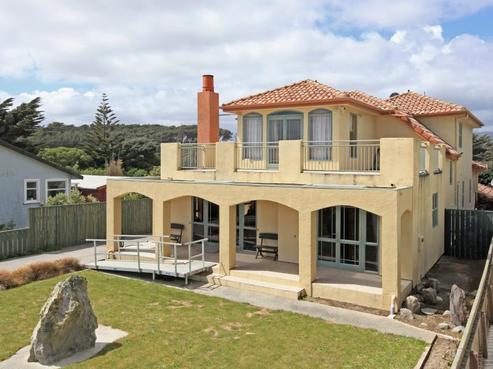 240 Marine Parade, Otaki Beach