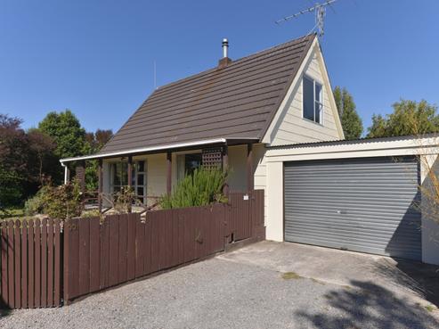 30A Newman Avenue, Brightwater