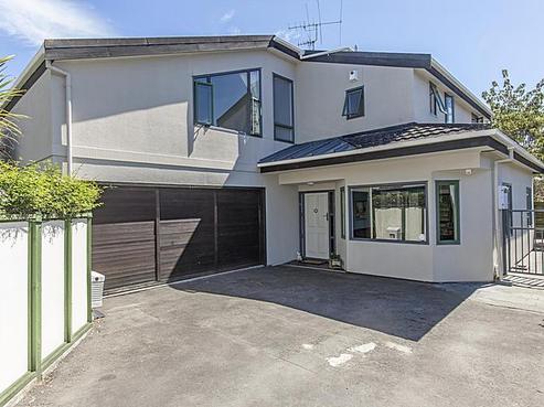 17A Totara Crescent, Woburn