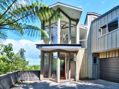 212 Scenic Drive, Titirangi