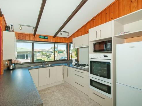 23 Wisteria Grove, Maungaraki