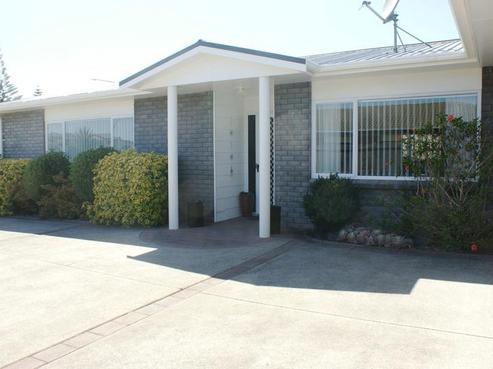 17 Fishermans Drive, Coastlands