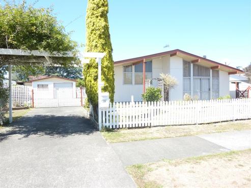 55 Dewe Avenue, Feilding