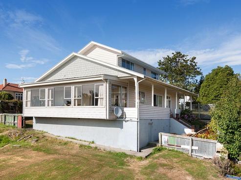 31 Riselaw Road, Calton Hill