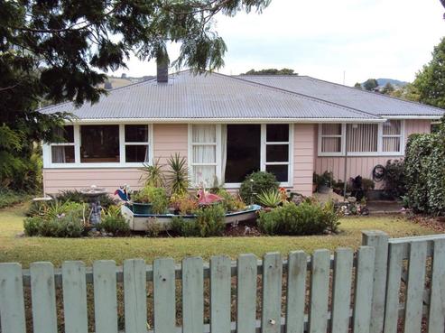 55 Ogle Crescent, Kamo